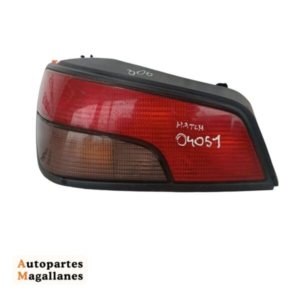 Farol trasero izquierdo Peugeot  306   VIEJO , Ref: 4051-zzR2D15