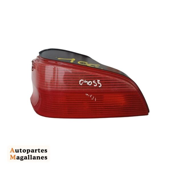 Farol trasero izquierdo Peugeot  106, Ref: 4055-zzR2D14