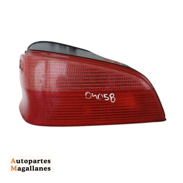 Farol trasero izquierdo Peugeot  106, Ref: 4058-zzR2D14