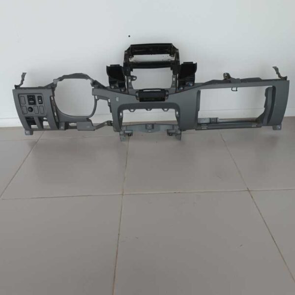 Tablero puerta a puerta Toyota  Hilux , Ref: 8485-L5C