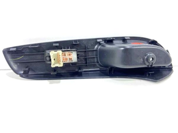 Manija interior de puerta Nissan Versa Full Manual 2017, Ref: 10038-S3C6