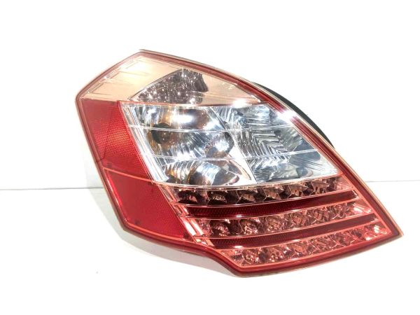 Farol trasero izquierdo Geely  Emgrand EC7 2015, Ref: 10097-K4B2