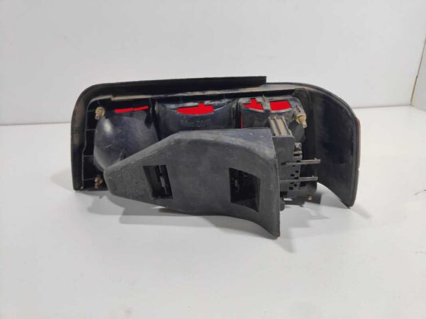 Farol trasero izquierdo Peugeot  405, Ref: 4049-S2C3