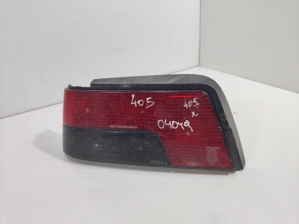 Farol trasero izquierdo Peugeot  405, Ref: 4049-S2C3