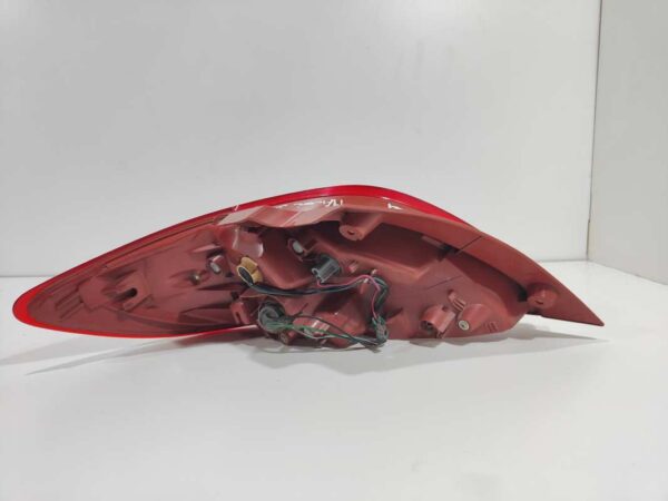 Farol trasero derecho MAZDA 2, Ref: 6935-S2C6