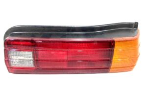 Farol trasero derecho DAIHATSU Charade, Ref: 7989-K4B2