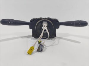 Comando bajo volante Citroen C4  , Ref: 9726-S2C1