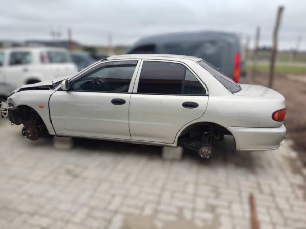 Repuestos de Mitsubishi  Lancer GL 1995 Ref:CH152