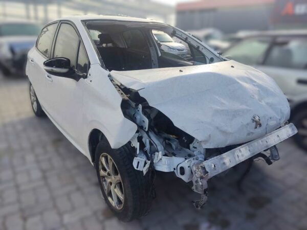 Repuestos de Peugeot  208 1.2 2016 Ref:CH163