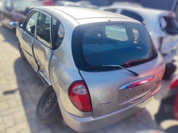 Repuestos de Daihatsu  Sirion  Ref:CH201