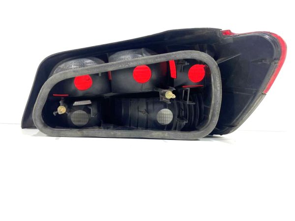 Farol trasero izquierdo Peugeot  306, Ref: 4054-F4B4