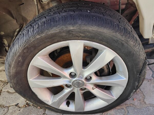 Repuestos de Nissan Note Advance M/T 2013 Ref:CH346