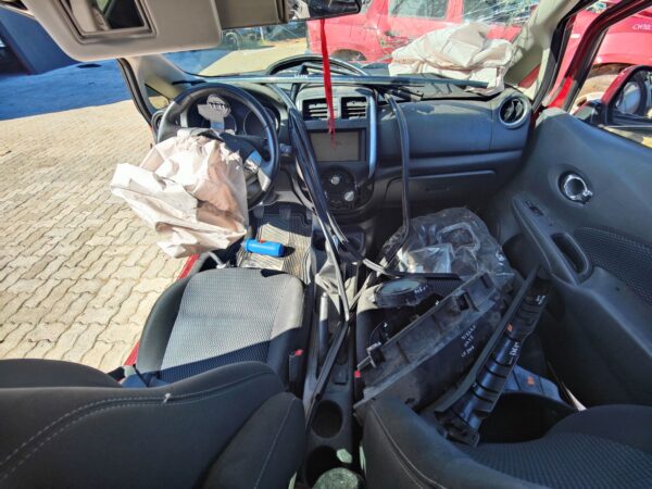 Repuestos de Nissan Note Advance M/T 2013 Ref:CH346