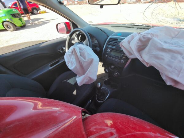 Repuestos de Nissan March Extra Full Manual 2014 Ref:CH399