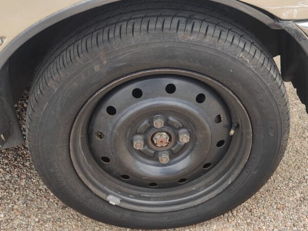 Repuestos de Daihatsu  Sirion CL Aut c/dh 2000 Ref:CH410