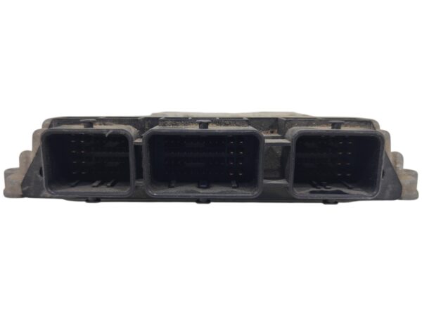ECU de motor Citroen Bosch 0281011863
EDC16C34-2.10 2005, Ref: 10948-K3B8