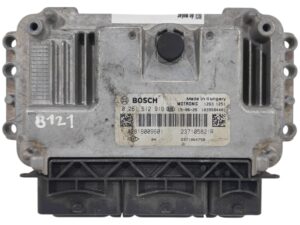 ECU de motor Renault Twingo III 0.9 TCe 90 (BCM9, BCM2) Gasolina 2015, Ref: 8121-K3B7