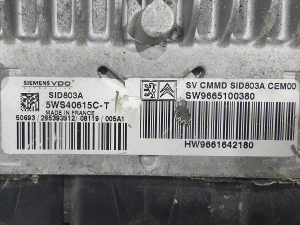 8260-2 ECU de motor Peugeot Citroen 2.0 16V HDI , Ref: 8260-K3B4