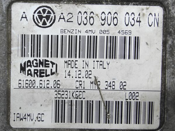 ECU de motor Volkswagen GOLF IV 1.6 16V 2002, Ref: 8330-K3B11