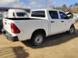 CH458 Repuestos de Toyota Hilux doble cabina DX 4X2 Diesel 2016 Ref:CH458